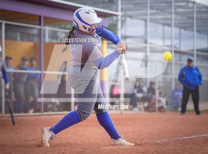 Thumbnail 3 in Arcadia vs. Sunnyside photogallery.