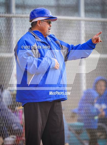 Thumbnail 3 in Arcadia vs. Sunnyside photogallery.