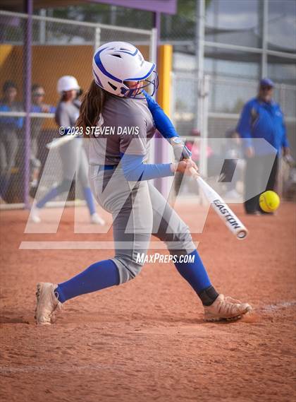 Thumbnail 2 in Arcadia vs. Sunnyside photogallery.