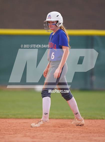 Thumbnail 3 in Arcadia vs. Sunnyside photogallery.