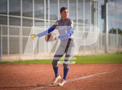 Thumbnail 2 in Arcadia vs. Sunnyside photogallery.