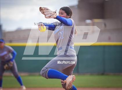Thumbnail 3 in Arcadia vs. Sunnyside photogallery.