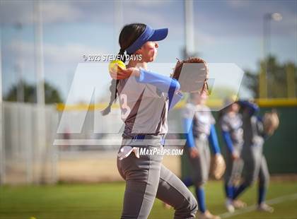 Thumbnail 1 in Arcadia vs. Sunnyside photogallery.