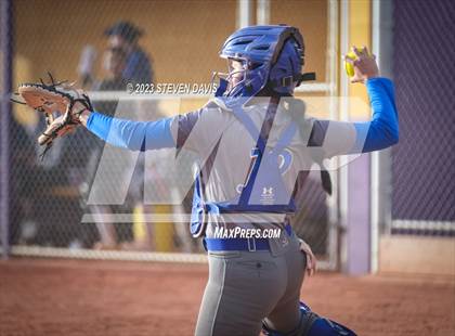 Thumbnail 1 in Arcadia vs. Sunnyside photogallery.