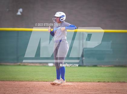 Thumbnail 3 in Arcadia vs. Sunnyside photogallery.