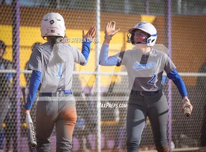 Thumbnail 3 in Arcadia vs. Sunnyside photogallery.