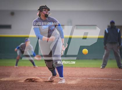 Thumbnail 1 in Arcadia vs. Sunnyside photogallery.