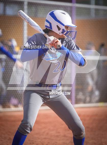 Thumbnail 2 in Arcadia vs. Sunnyside photogallery.