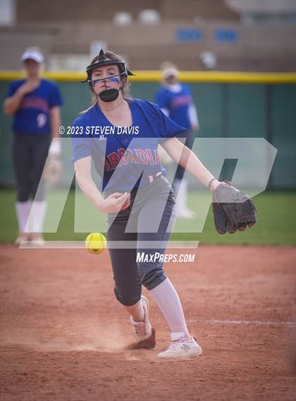 Thumbnail 2 in Arcadia vs. Sunnyside photogallery.