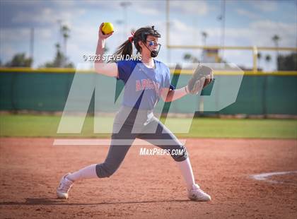 Thumbnail 1 in Arcadia vs. Sunnyside photogallery.