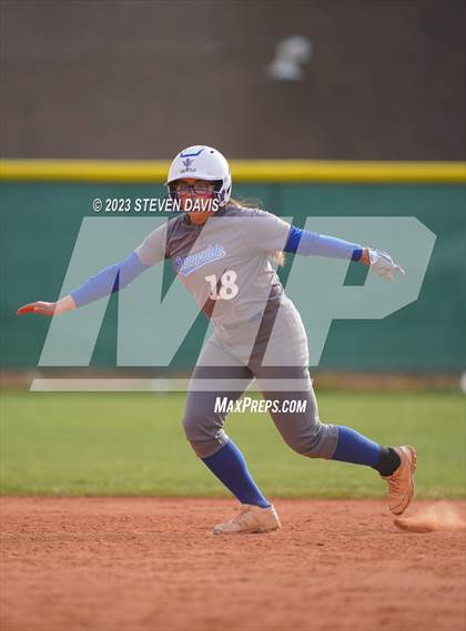Thumbnail 2 in Arcadia vs. Sunnyside photogallery.