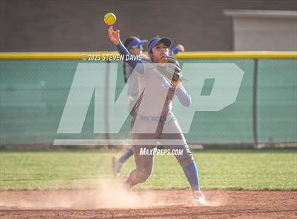 Thumbnail 1 in Arcadia vs. Sunnyside photogallery.
