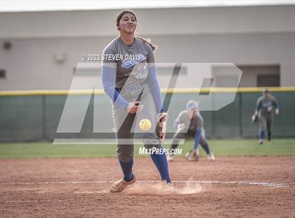 Thumbnail 3 in Arcadia vs. Sunnyside photogallery.