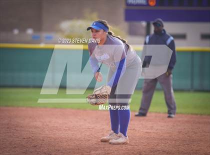 Thumbnail 1 in Arcadia vs. Sunnyside photogallery.