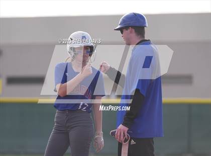 Thumbnail 3 in Arcadia vs. Sunnyside photogallery.