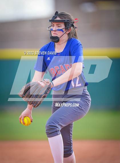 Thumbnail 2 in Arcadia vs. Sunnyside photogallery.