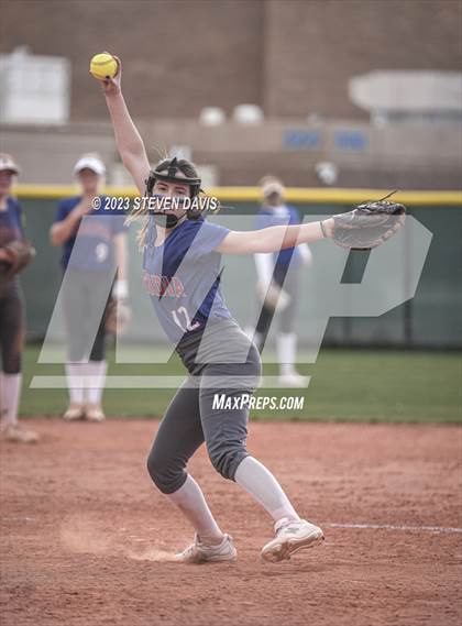 Thumbnail 3 in Arcadia vs. Sunnyside photogallery.