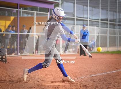 Thumbnail 1 in Arcadia vs. Sunnyside photogallery.
