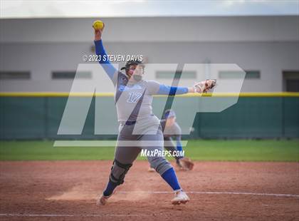 Thumbnail 3 in Arcadia vs. Sunnyside photogallery.