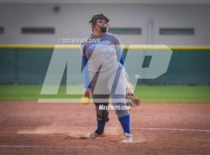 Thumbnail 1 in Arcadia vs. Sunnyside photogallery.