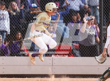 Thumbnail 3 in D'Evelyn vs Holy Family (CHSAA 4A Championship Final) photogallery.