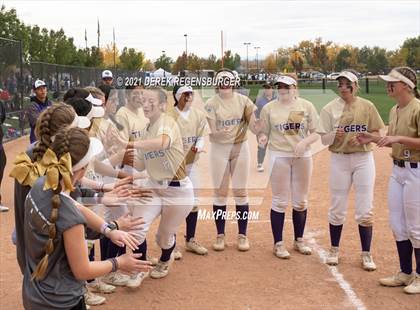 Thumbnail 2 in D'Evelyn vs Holy Family (CHSAA 4A Championship Final) photogallery.