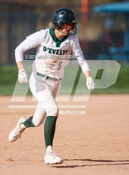 Thumbnail 3 in D'Evelyn vs Holy Family (CHSAA 4A Championship Final) photogallery.