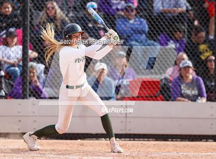 Thumbnail 3 in D'Evelyn vs Holy Family (CHSAA 4A Championship Final) photogallery.