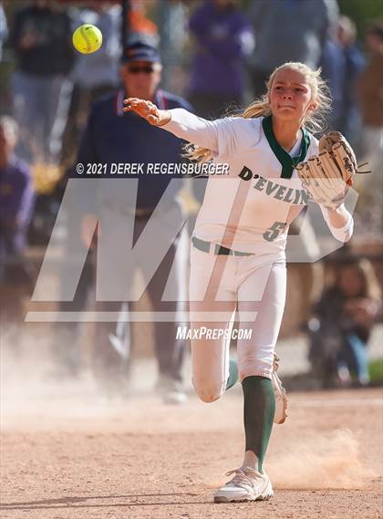 Thumbnail 2 in D'Evelyn vs Holy Family (CHSAA 4A Championship Final) photogallery.