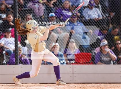 Thumbnail 1 in D'Evelyn vs Holy Family (CHSAA 4A Championship Final) photogallery.
