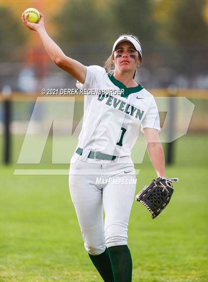 Thumbnail 2 in D'Evelyn vs Holy Family (CHSAA 4A Championship Final) photogallery.