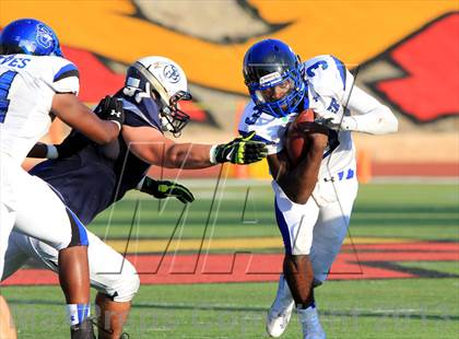 Thumbnail 3 in St. John Bosco vs. Chandler (Mission Viejo Classic) photogallery.