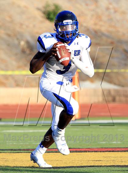 Thumbnail 3 in St. John Bosco vs. Chandler (Mission Viejo Classic) photogallery.