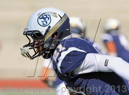 Thumbnail 2 in St. John Bosco vs. Chandler (Mission Viejo Classic) photogallery.