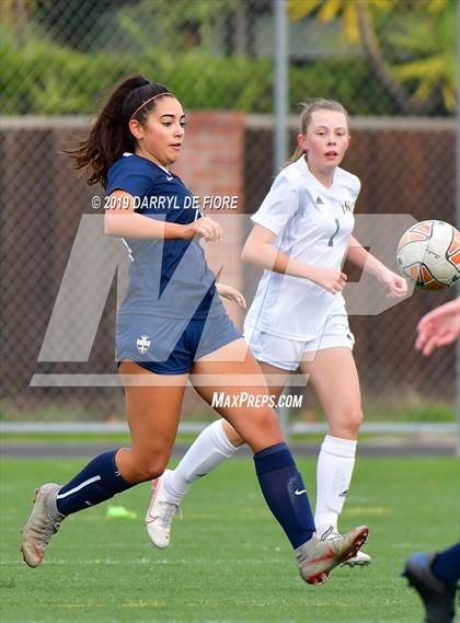 Thumbnail 2 in Notre Dame vs. King's Academy photogallery.