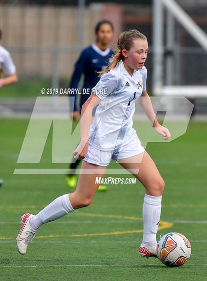 Thumbnail 2 in Notre Dame vs. King's Academy photogallery.