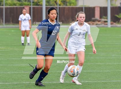 Thumbnail 2 in Notre Dame vs. King's Academy photogallery.