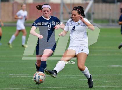 Thumbnail 3 in Notre Dame vs. King's Academy photogallery.