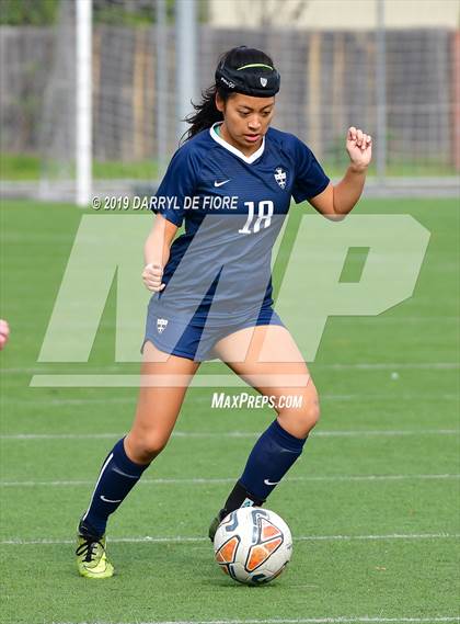 Thumbnail 3 in Notre Dame vs. King's Academy photogallery.