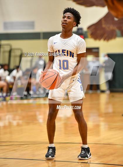 Thumbnail 1 in Cypress Lakes vs. Klein (UIL 6A Bi-District Playoff) photogallery.