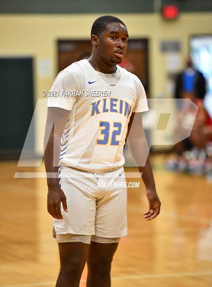 Thumbnail 3 in Cypress Lakes vs. Klein (UIL 6A Bi-District Playoff) photogallery.