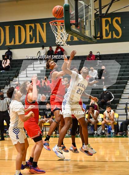 Thumbnail 2 in Cypress Lakes vs. Klein (UIL 6A Bi-District Playoff) photogallery.