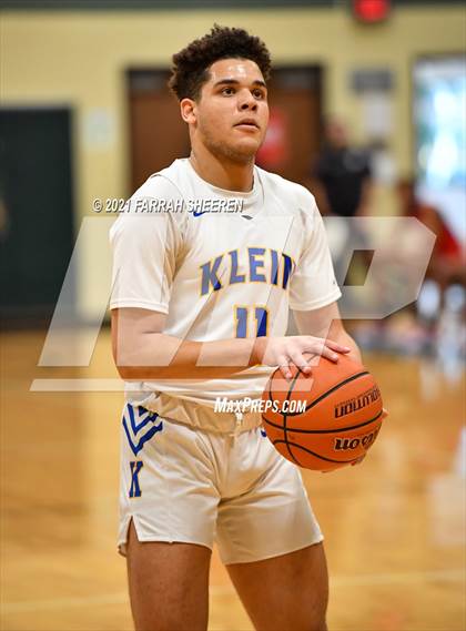 Thumbnail 3 in Cypress Lakes vs. Klein (UIL 6A Bi-District Playoff) photogallery.