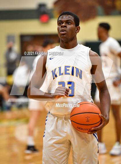 Thumbnail 1 in Cypress Lakes vs. Klein (UIL 6A Bi-District Playoff) photogallery.