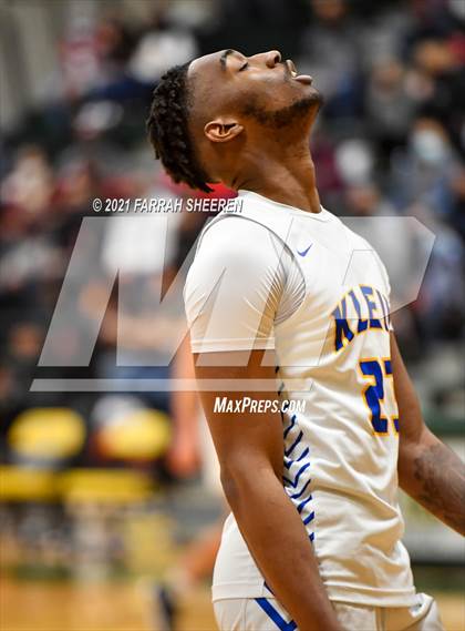 Thumbnail 1 in Cypress Lakes vs. Klein (UIL 6A Bi-District Playoff) photogallery.