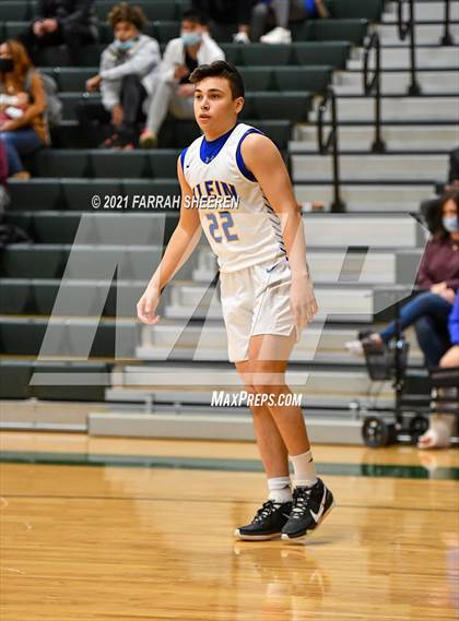 Thumbnail 2 in Cypress Lakes vs. Klein (UIL 6A Bi-District Playoff) photogallery.