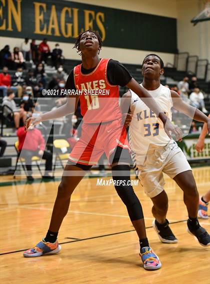 Thumbnail 3 in Cypress Lakes vs. Klein (UIL 6A Bi-District Playoff) photogallery.