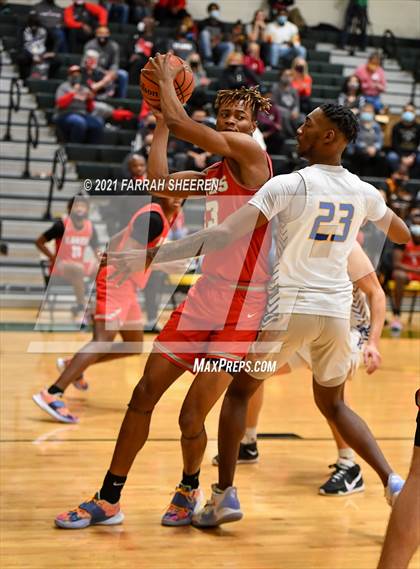 Thumbnail 2 in Cypress Lakes vs. Klein (UIL 6A Bi-District Playoff) photogallery.