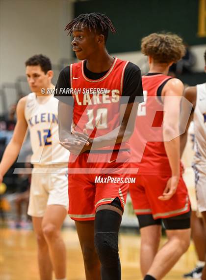 Thumbnail 3 in Cypress Lakes vs. Klein (UIL 6A Bi-District Playoff) photogallery.