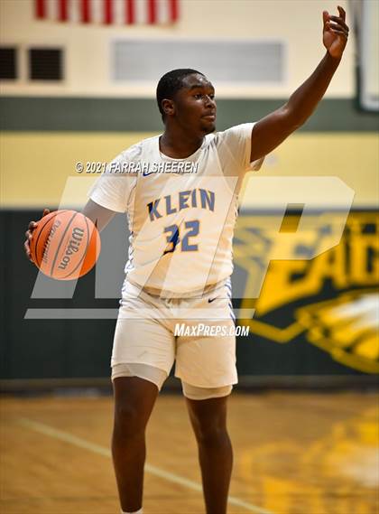Thumbnail 1 in Cypress Lakes vs. Klein (UIL 6A Bi-District Playoff) photogallery.